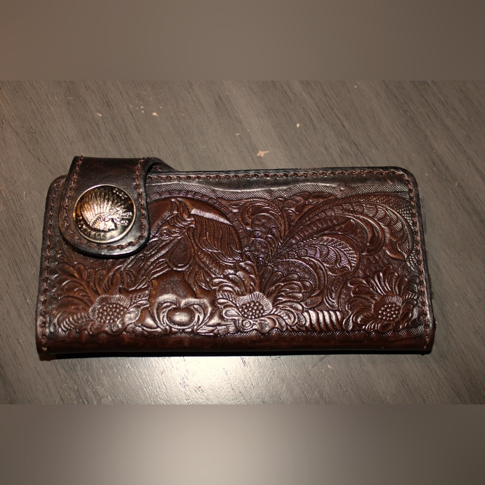 Genuine leather Aztec wallet🤎🪔🛕🗿